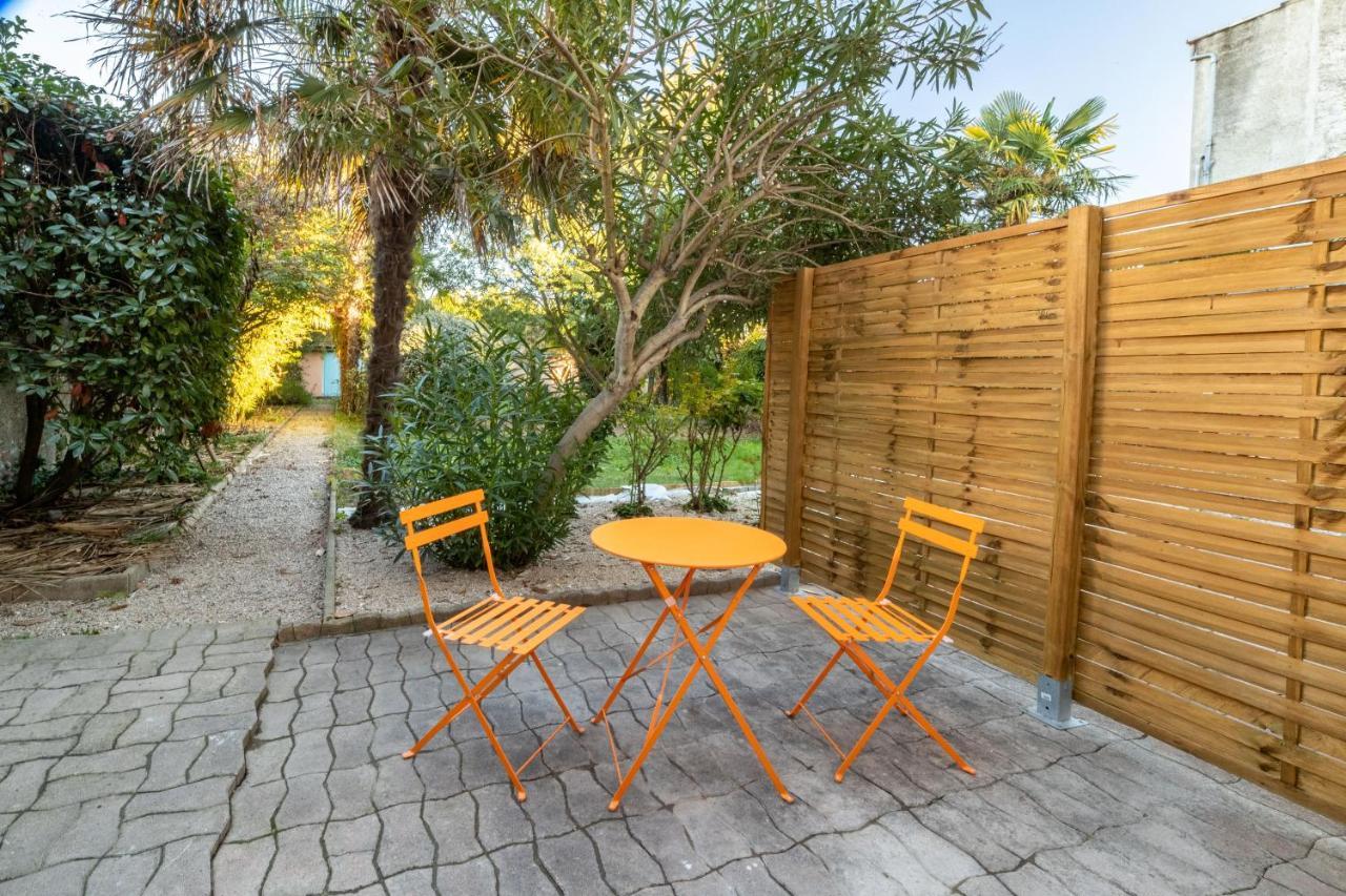 Ferienwohnung Le Vintage Tarbes Exterior foto